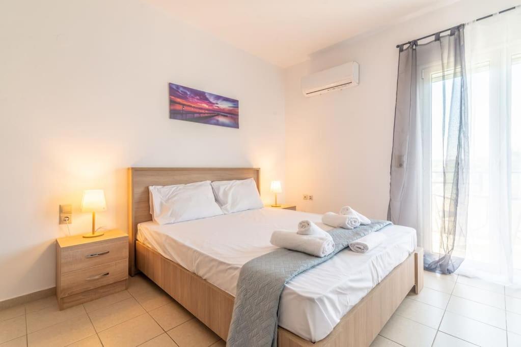 Urban Apt Next University 4 Ираклио Екстериор снимка